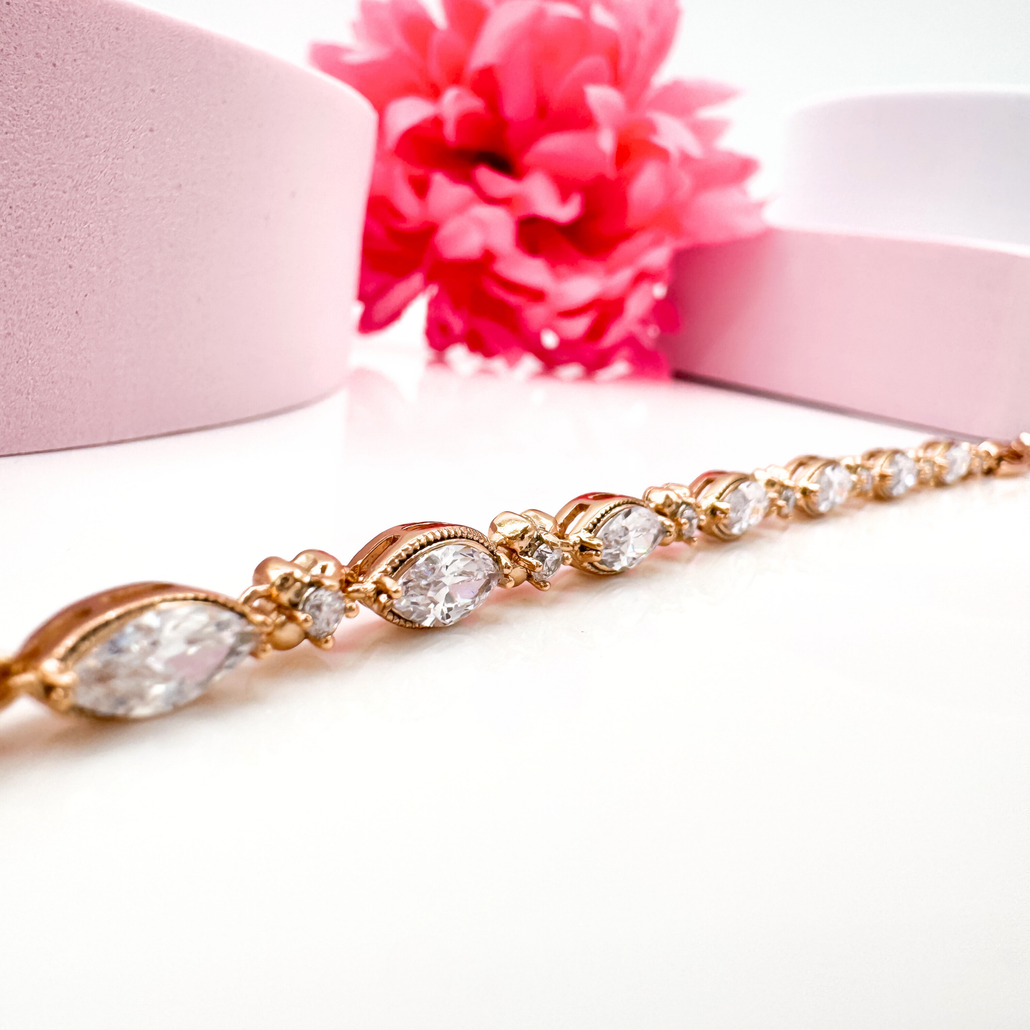 Brilliant Bliss - Armband Damen Roségold