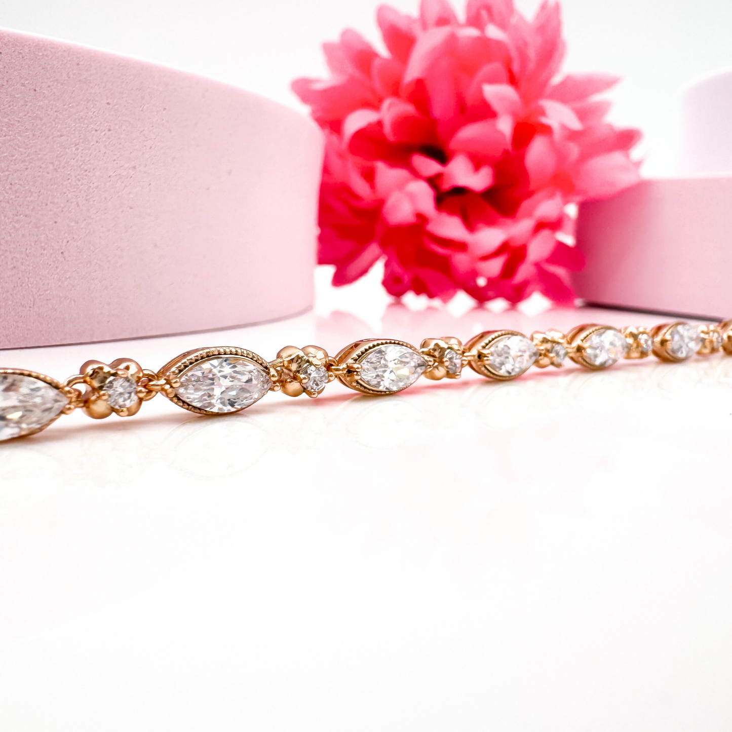 Brilliant Bliss - Armband Damen Roségold