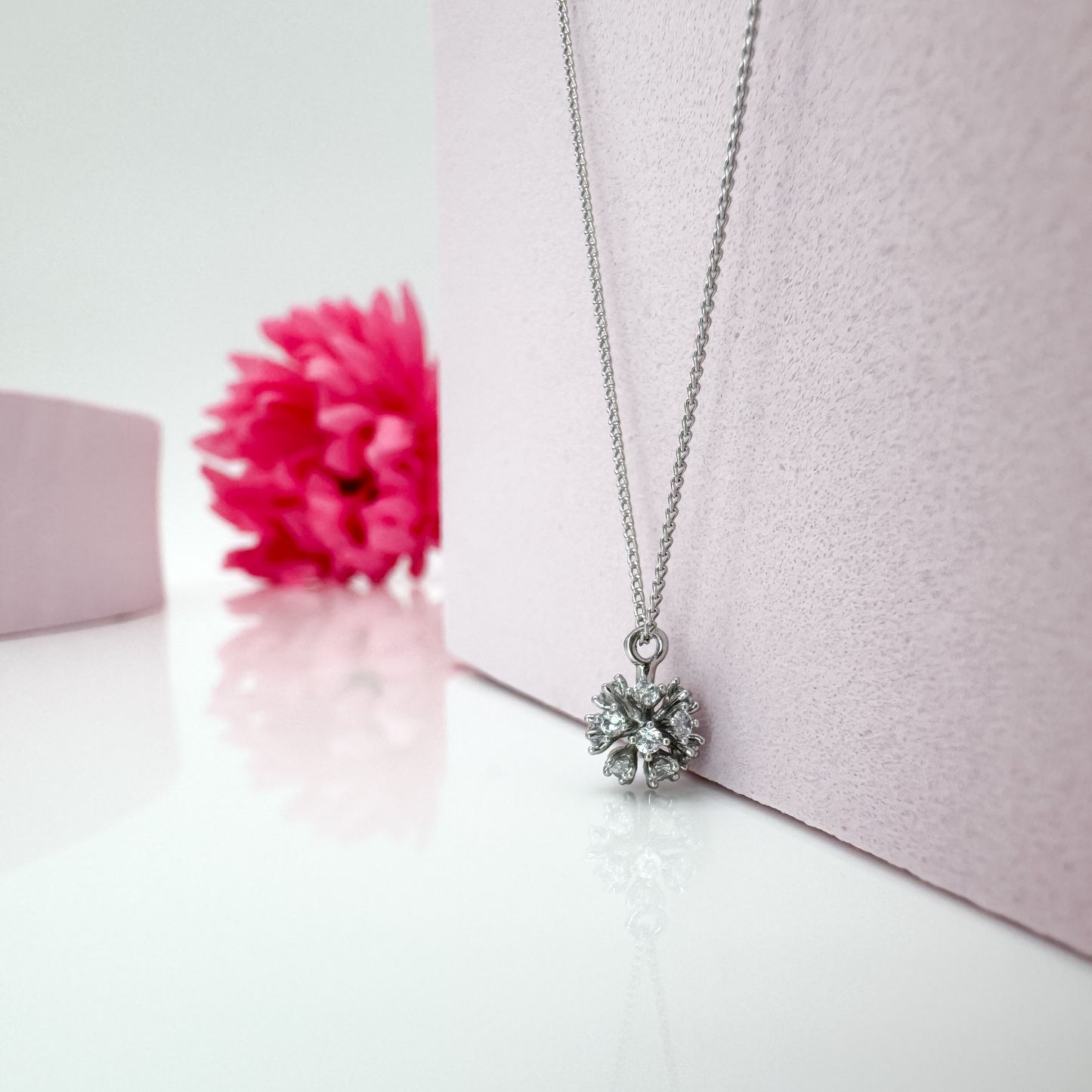 Nova Bloom Silber - Damen Kette antiallergisch Schmuck