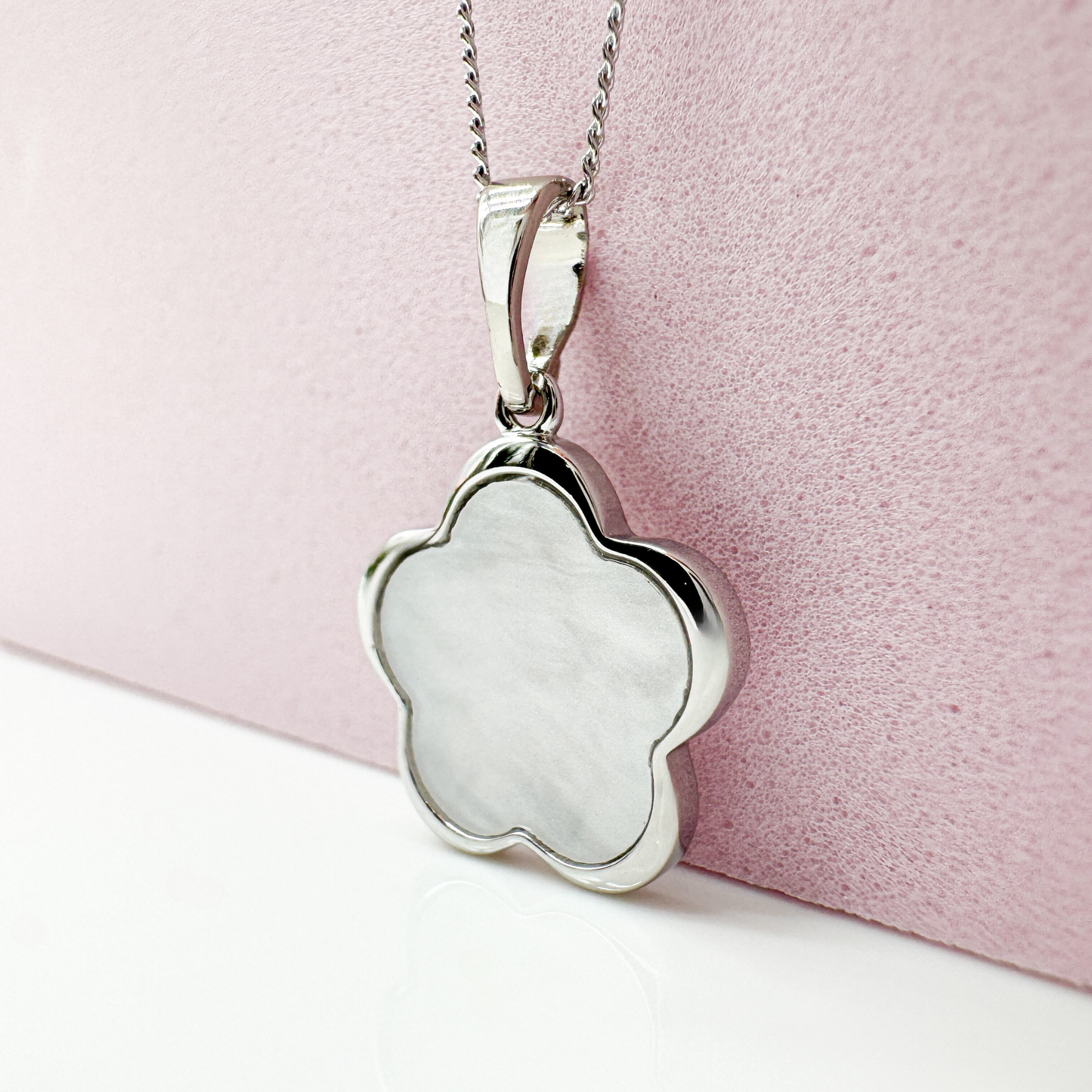 Essence of Purity - Perlmutt Schmuck Halskette Damen