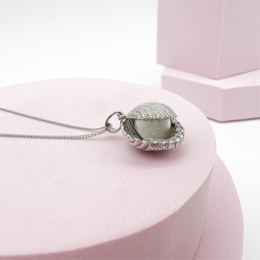 Hidden Pearl Necklace - Kette Muschel Anhänger