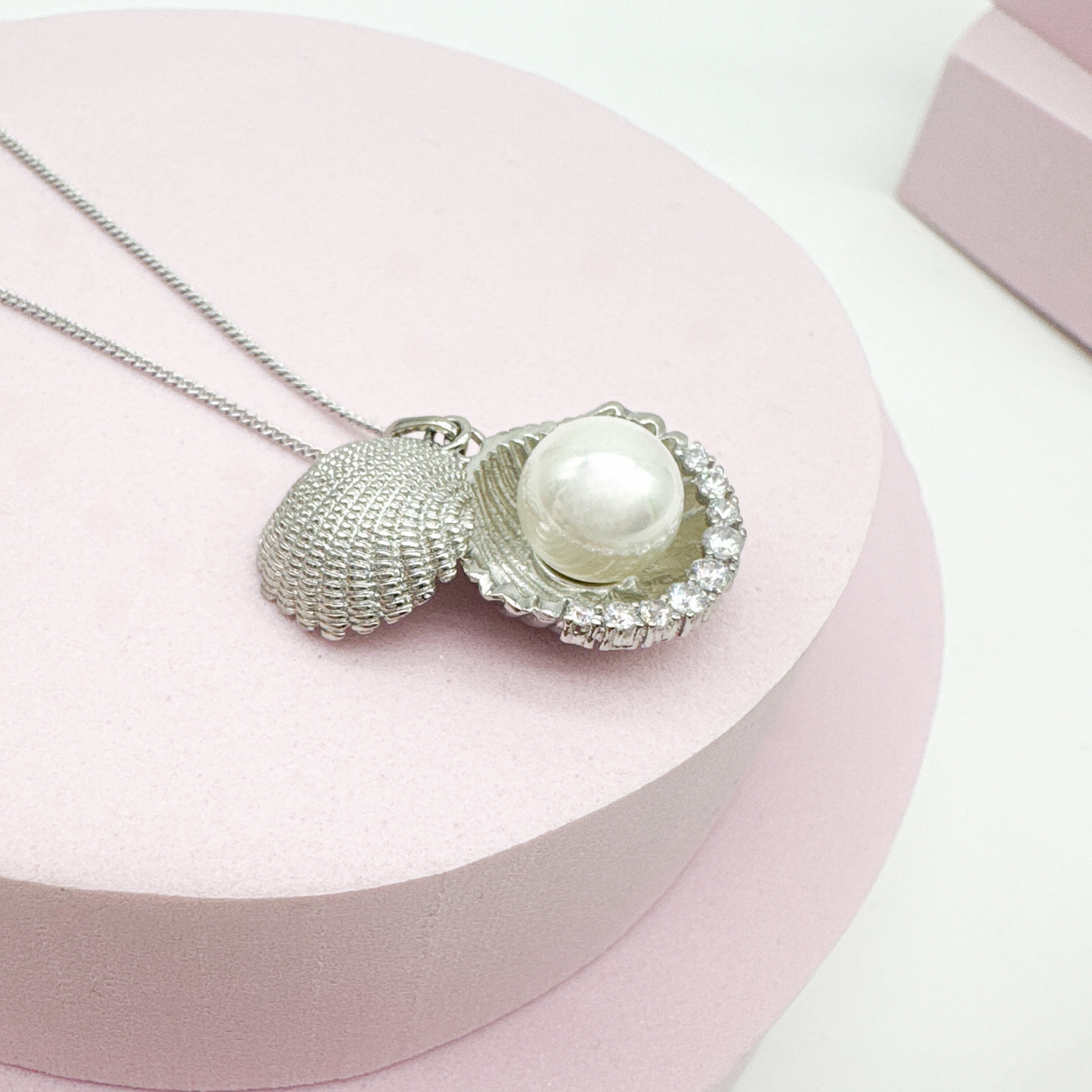 Hidden Pearl Necklace - Kette Muschel Anhänger