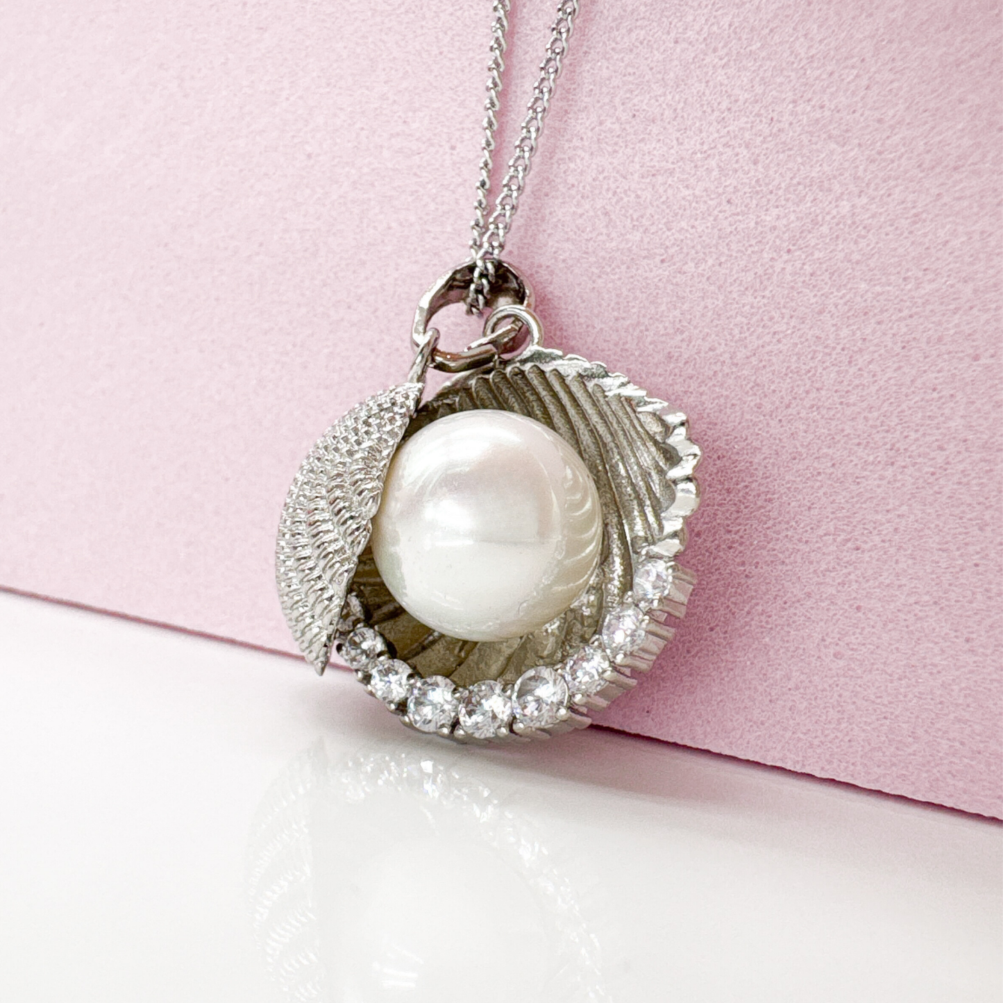 Hidden Pearl Necklace - Kette Muschel Anhänger